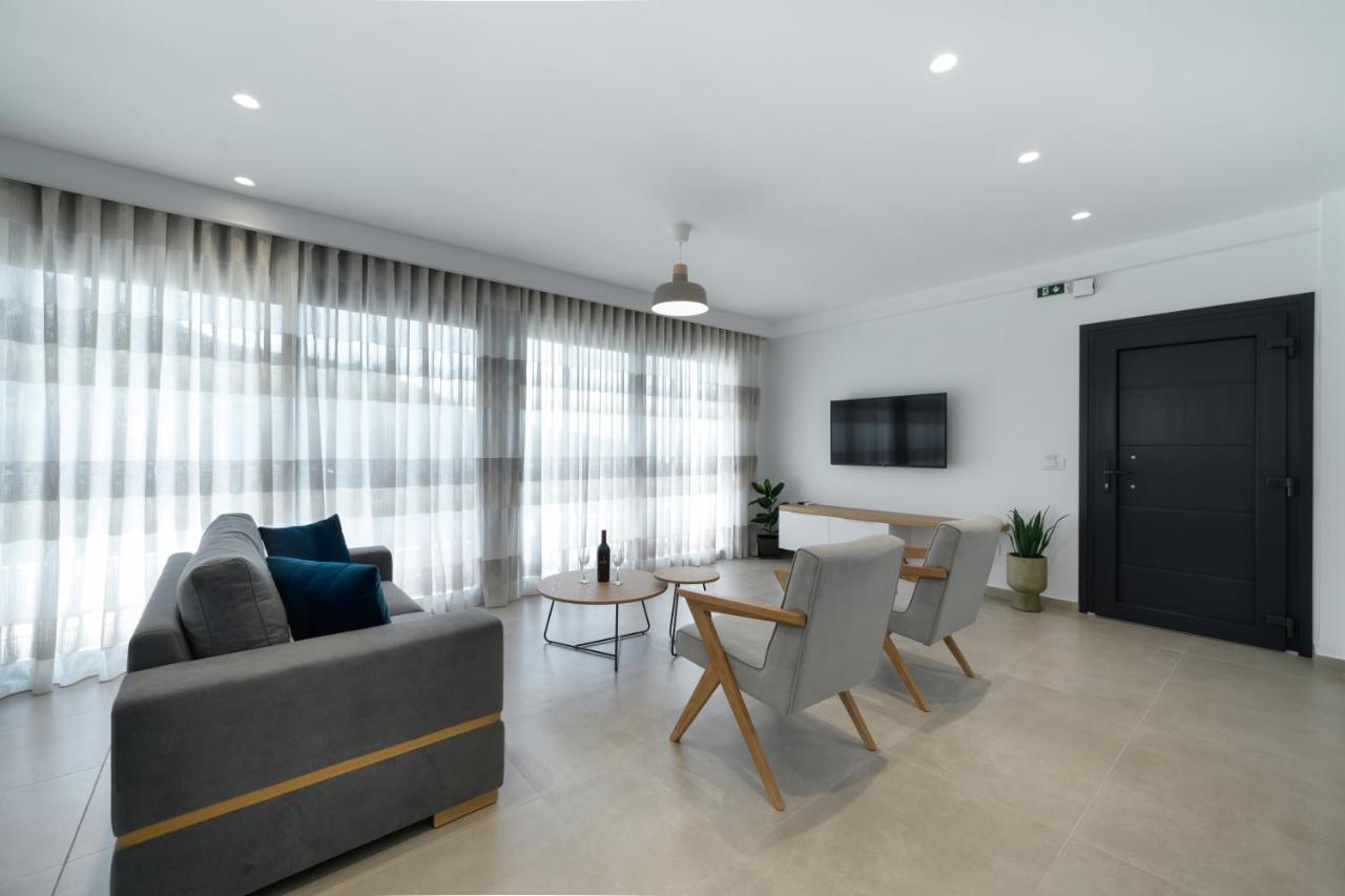 Suites Of Happiness Parga Exteriér fotografie